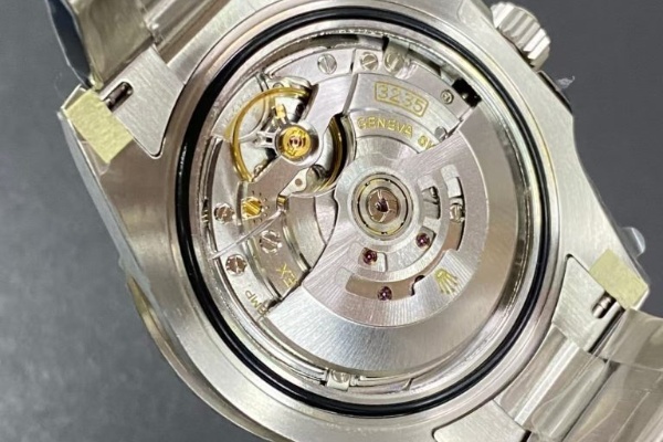 A close-up view of the Dandong 3235 clone movement